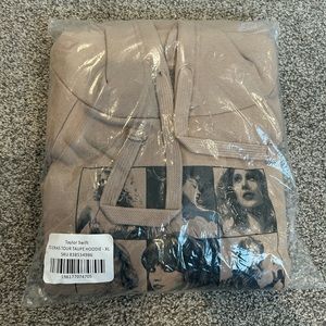 Taylor Swift Eras Tour beige hoodie sweatshirt NWT size XL